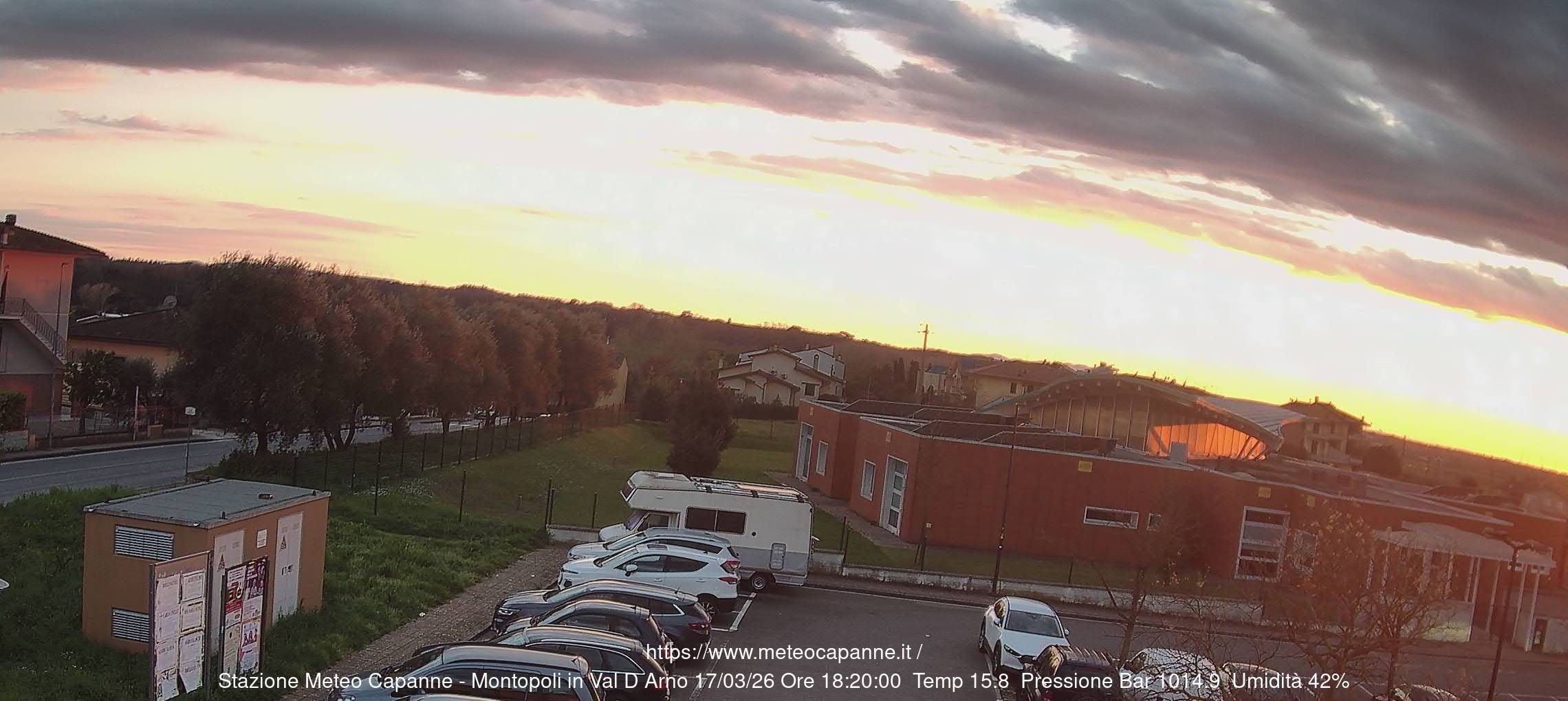 immagine della webcam nei dintorni di Monsummano Terme: webcam Montopoli in Val d'Arno