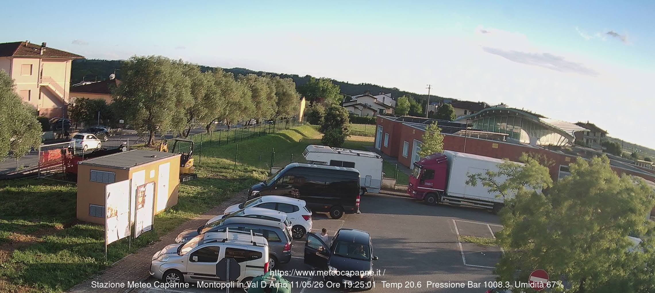 immagine della webcam nei dintorni di Pisa: webcam Montopoli in Val d'Arno
